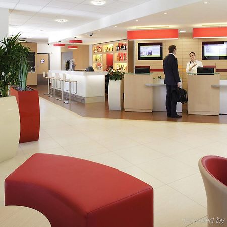 Ibis Lyon L'Isle D'Abeau Hotell Eksteriør bilde